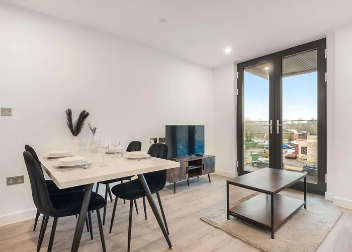 Zeni Ouse Court Fabulous 2bed York